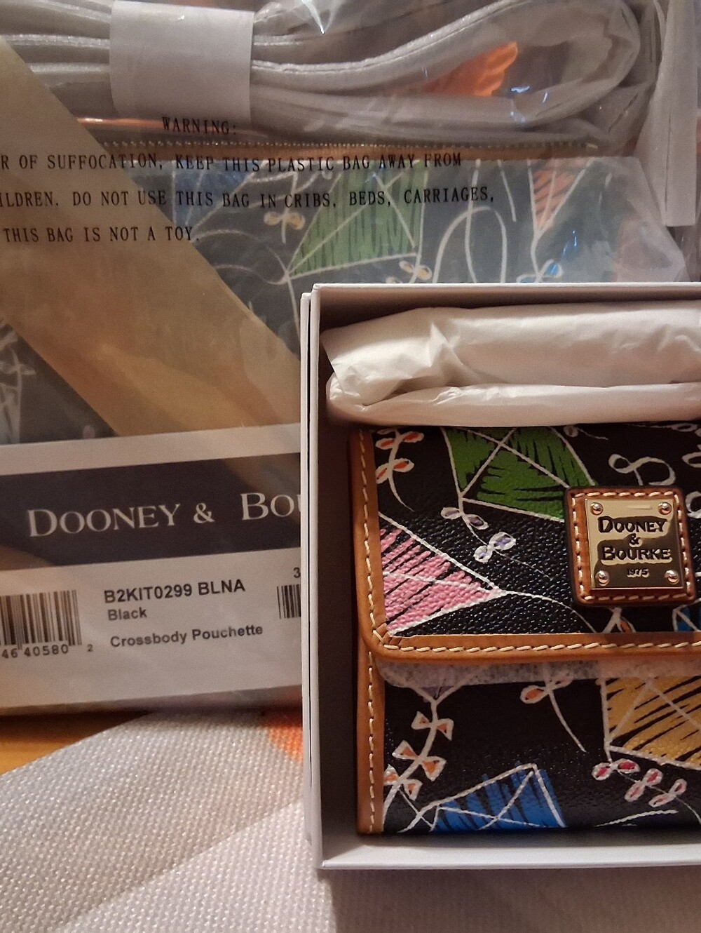 Dooney & Bourke Black Kite Printed Crossbody Pouch with Wallet